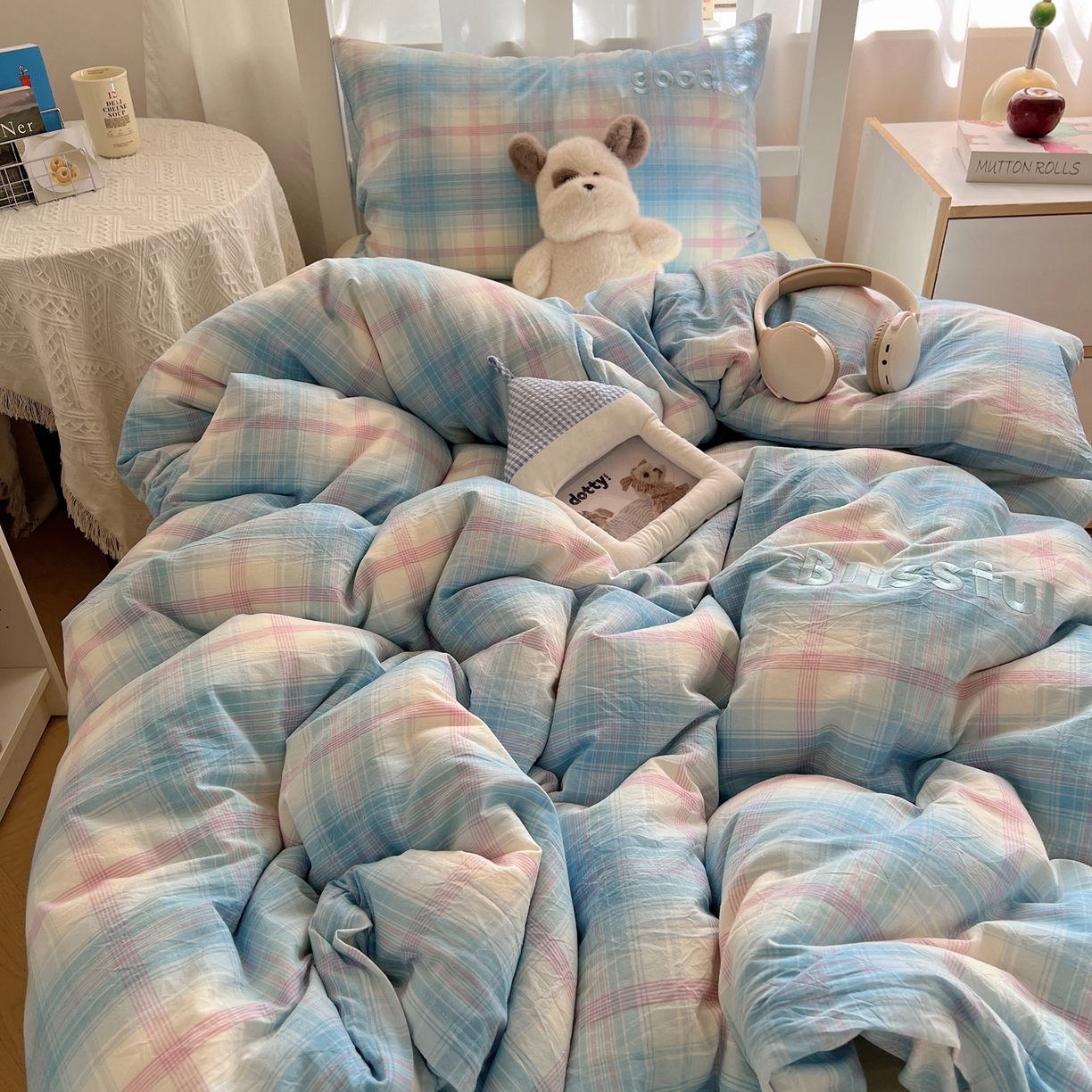 91家纺网 家纺一手货源 找家纺 丽涵家纺 2025新款全棉纯棉色织水洗棉刺绣三件套四件套 梦想-兰