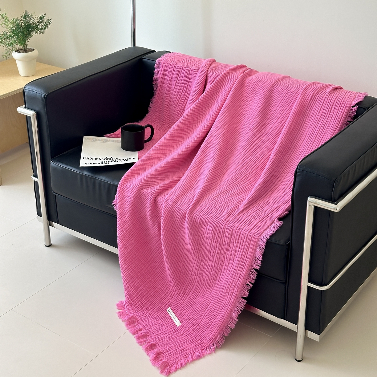 淑女公社 2025四季新款四层纱皱皱流苏毯璀璨洋红