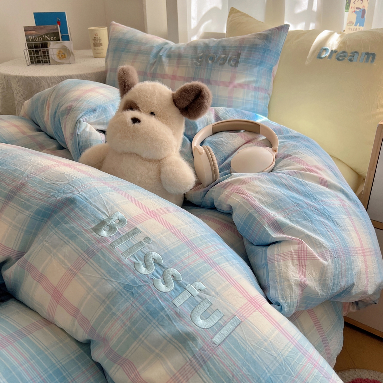 91家纺网 家纺一手货源 找家纺 丽涵家纺 2025新款全棉纯棉色织水洗棉刺绣三件套四件套 梦想-兰