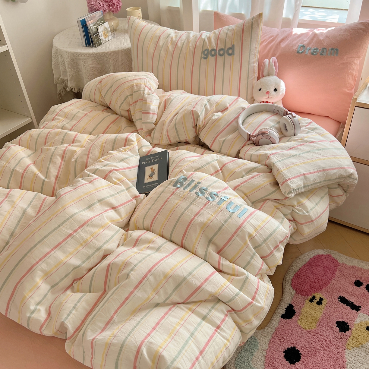 91家纺网 家纺一手货源 找家纺 丽涵家纺 2025新款全棉纯棉色织水洗棉刺绣三件套四件套 韵律-粉