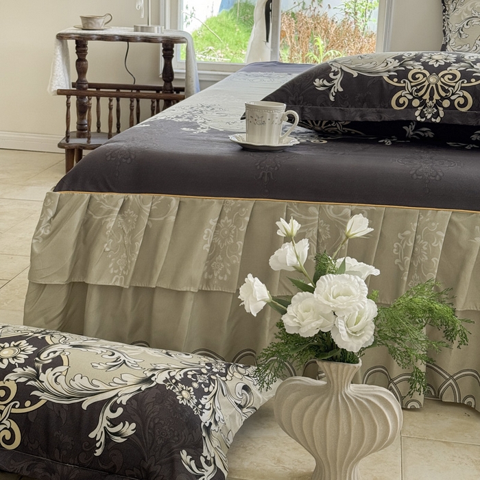 91家纺网 家纺一手货源 找家纺 雨田家纺 2025新款外贸跨境直播亲肤印花床裙三件套 生如花夏灰