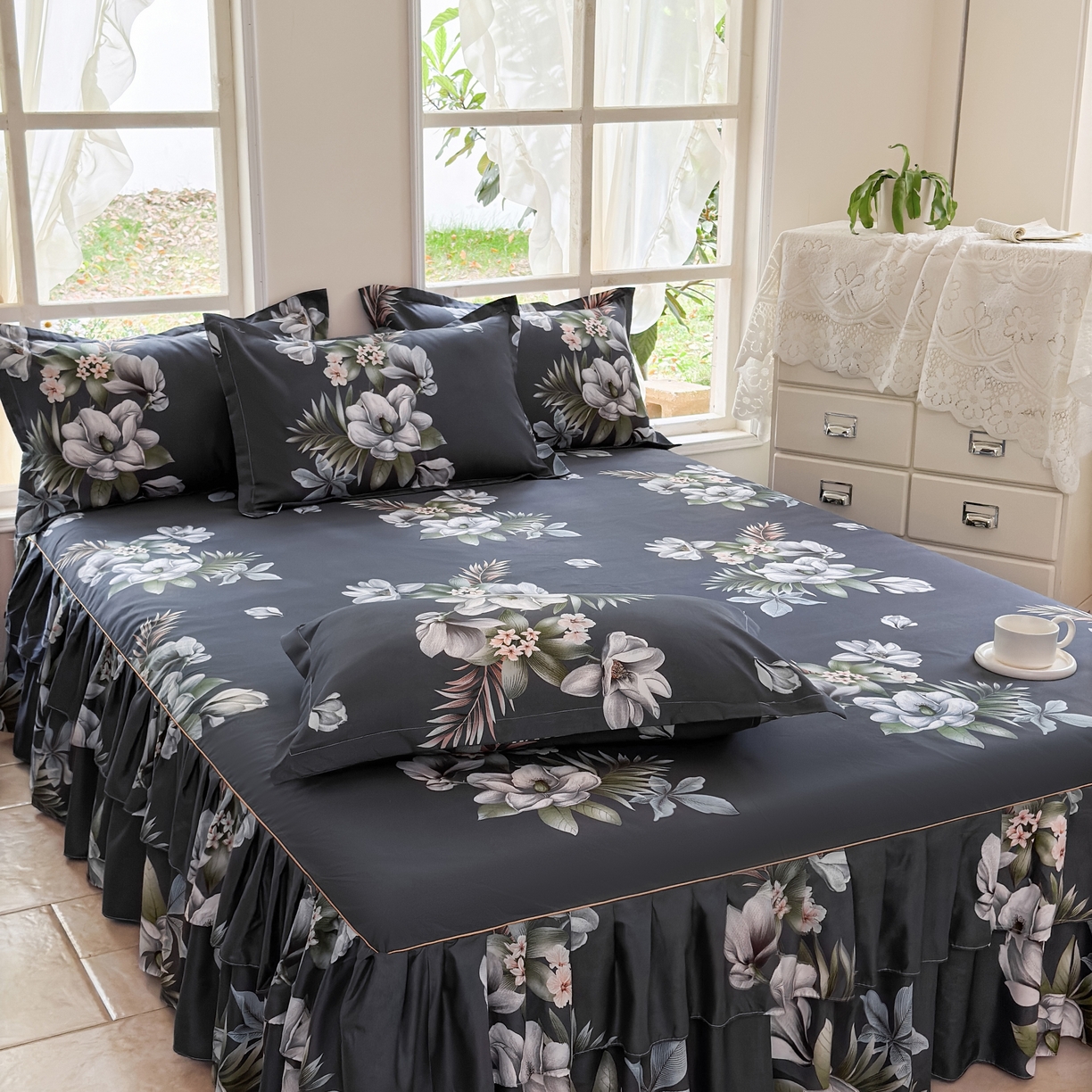 雨田家纺 2025新款外贸跨境直播亲肤印花床裙三件套 鲜花盛开