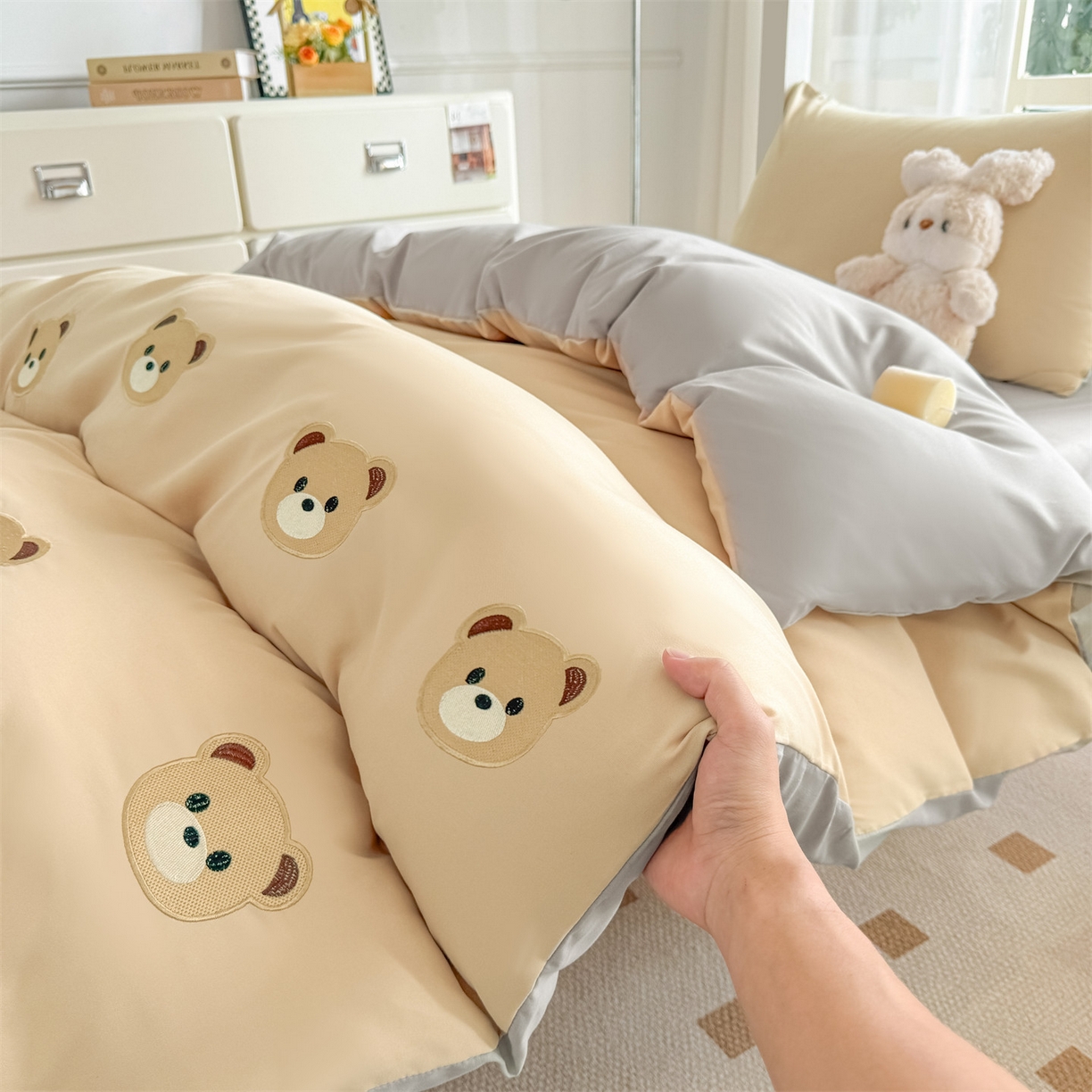 91家纺网 家纺一手货源 找家纺 （总）小久久（小九九） 2025亲肤水洗棉学生宿舍三件套上下铺三件套-满绣系列