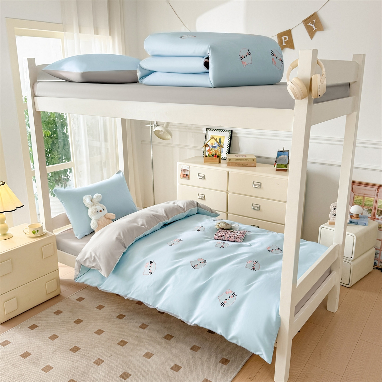 91家纺网 家纺一手货源 找家纺 （总）小久久（小九九） 2025亲肤水洗棉学生宿舍三件套上下铺三件套-满绣系列