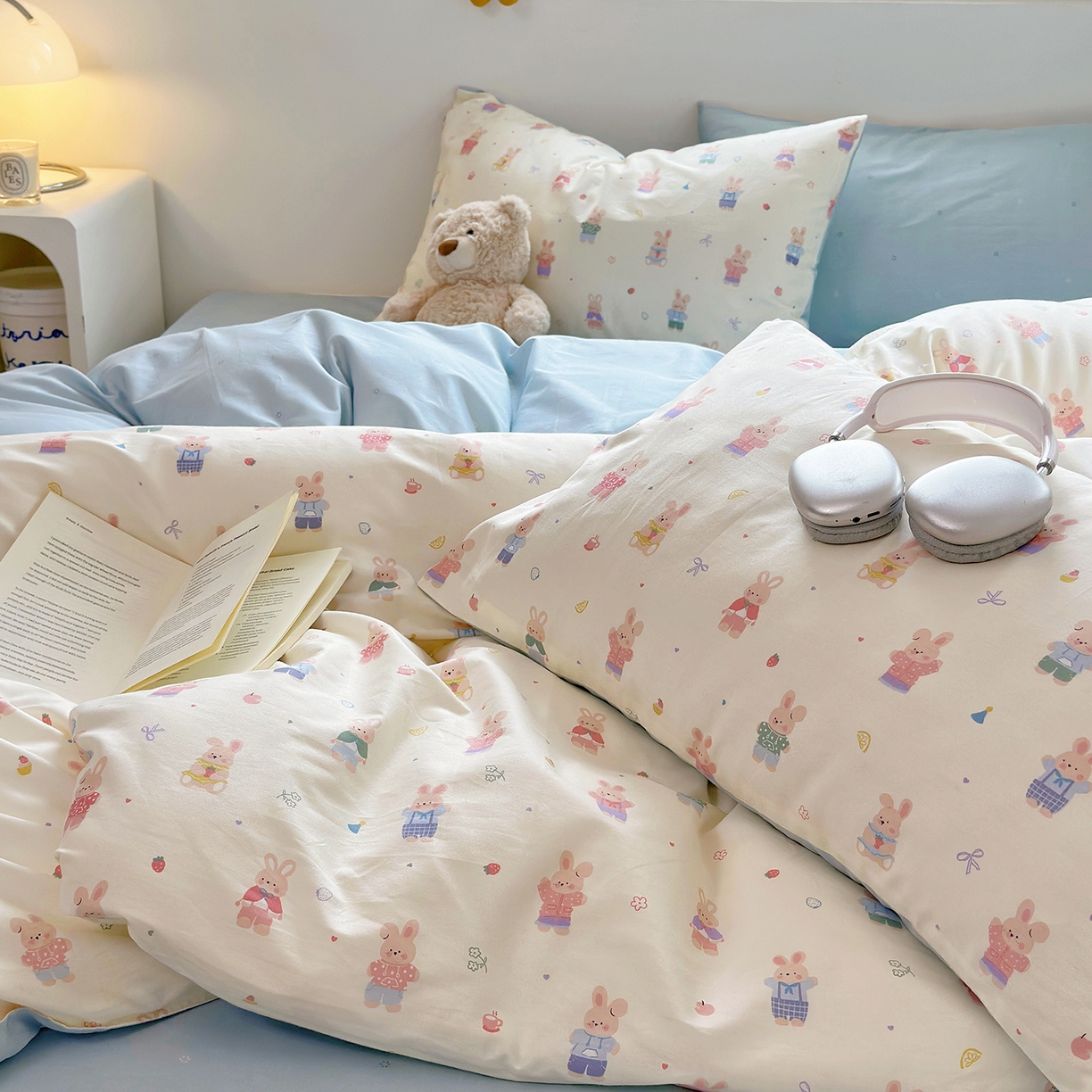 91家纺网 家纺一手货源 找家纺 麦伦家居 2025春夏新款全棉纯棉斜纹40s13372系列-小清新卡通 果冻兔