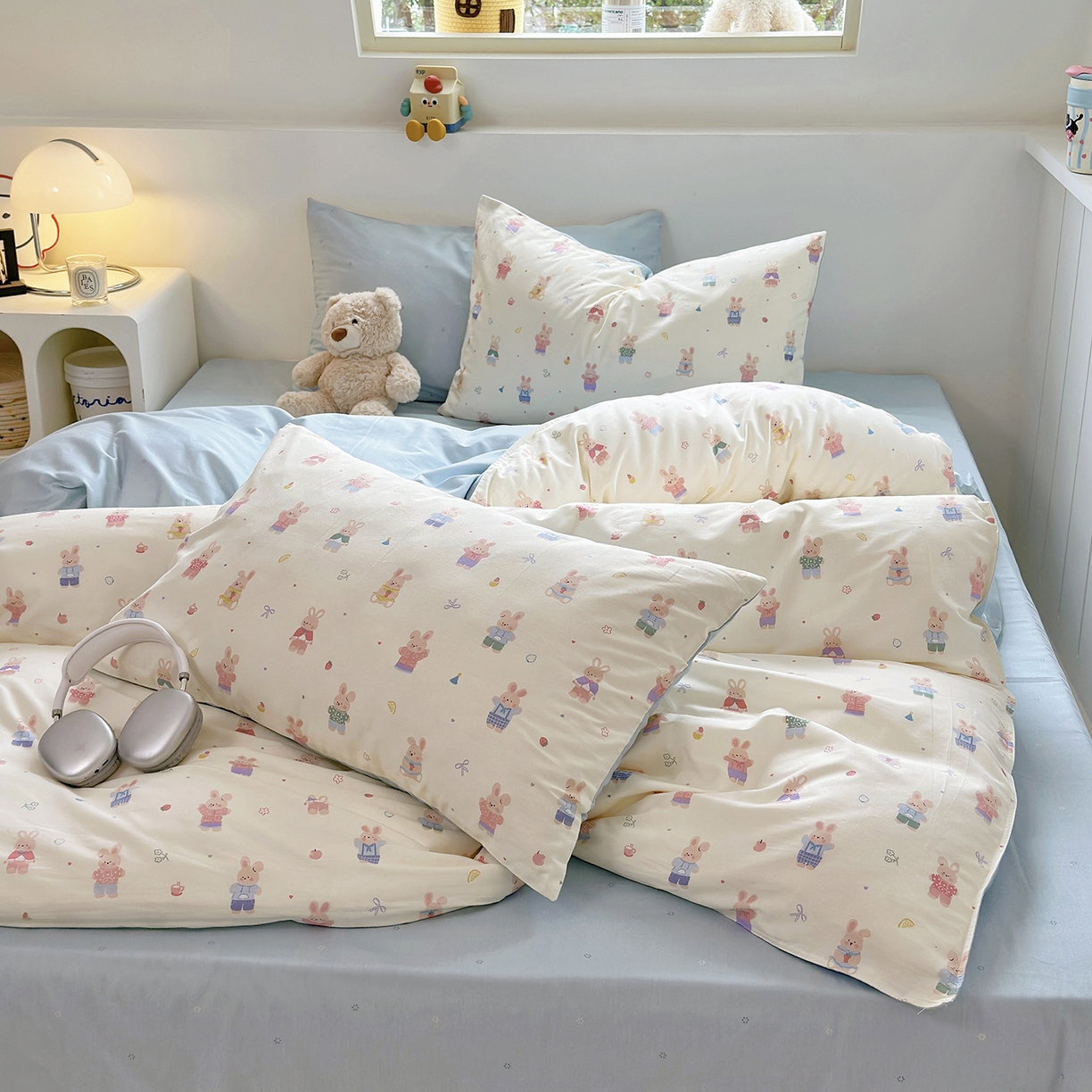 91家纺网 家纺一手货源 找家纺 麦伦家居 2025春夏新款全棉纯棉斜纹40s13372系列-小清新卡通 果冻兔