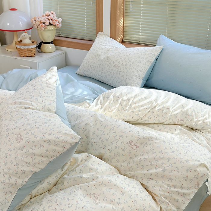 91家纺网 家纺一手货源 找家纺 麦伦家居 2025春夏新款全棉纯棉斜纹40s13372系列-小清新卡通 蓝心兔