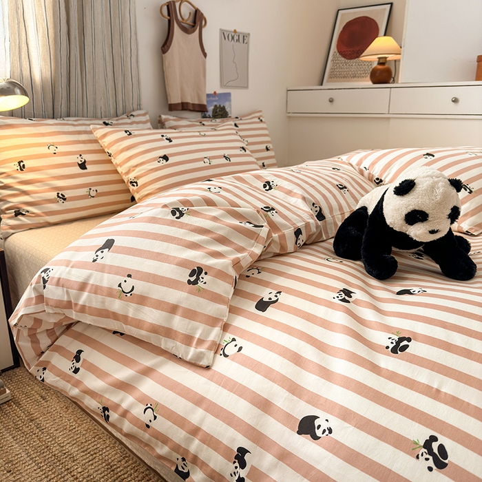 91家纺网 家纺一手货源 找家纺 麦伦家居 2025春夏新款全棉纯棉斜纹40s13372系列-小清新卡通 里约小熊