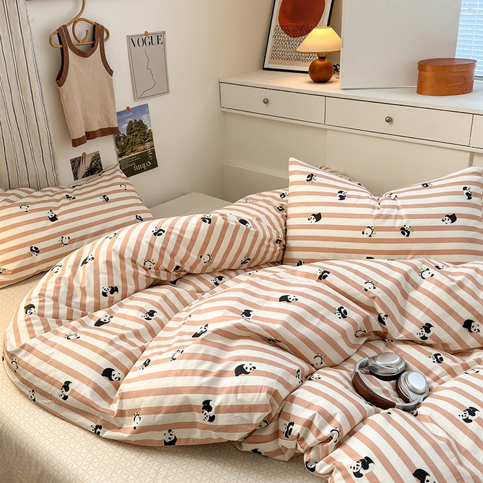 91家纺网 家纺一手货源 找家纺 麦伦家居 2025春夏新款全棉纯棉斜纹40s13372系列-小清新卡通 里约小熊