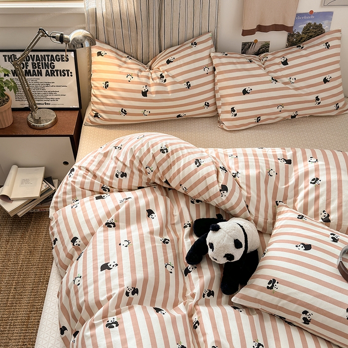 91家纺网 家纺一手货源 找家纺 麦伦家居 2025春夏新款全棉纯棉斜纹40s13372系列-小清新卡通 里约小熊