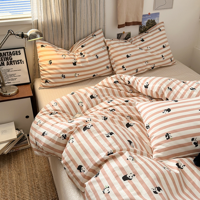 91家纺网 家纺一手货源 找家纺 麦伦家居 2025春夏新款全棉纯棉斜纹40s13372系列-小清新卡通 里约小熊