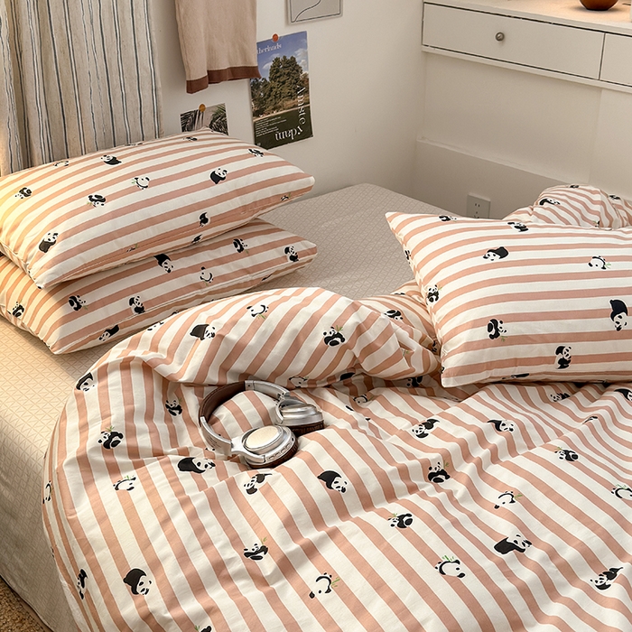 91家纺网 家纺一手货源 找家纺 麦伦家居 2025春夏新款全棉纯棉斜纹40s13372系列-小清新卡通 里约小熊