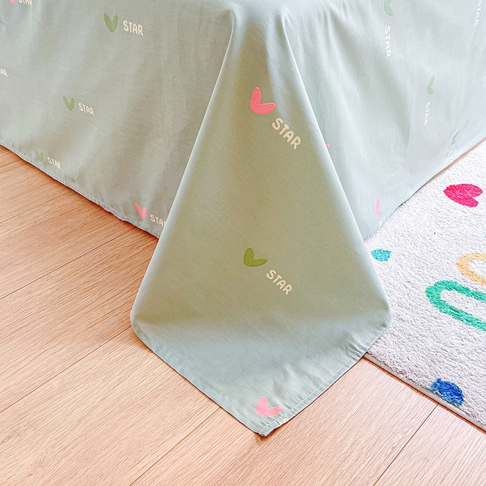 91家纺网 家纺一手货源 找家纺 麦伦家居 2025春夏新款全棉纯棉斜纹40s13372系列-小清新卡通 蘑菇屋