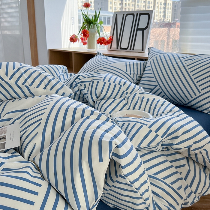 91家纺网 家纺一手货源 找家纺 麦伦家居 2025春夏新款全棉纯棉斜纹40s13372系列-简约条格系 初语 蓝