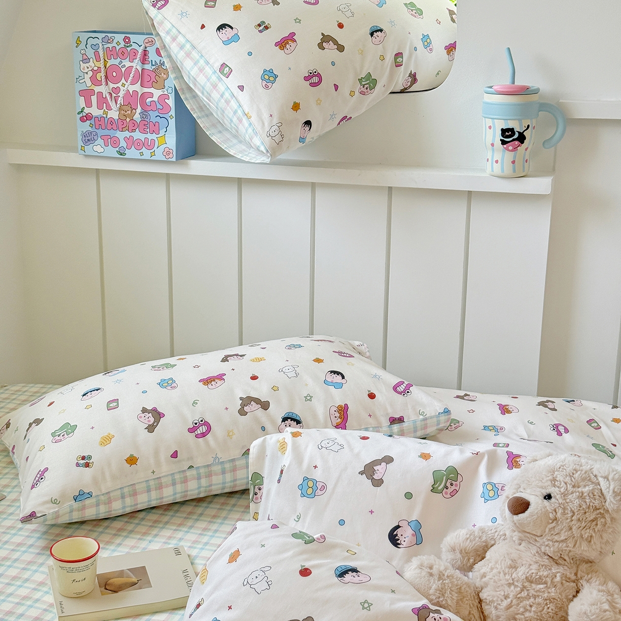 91家纺网 家纺一手货源 找家纺 麦伦家居 2025春夏新款全棉纯棉斜纹40s13372系列-小清新卡通 新新一家