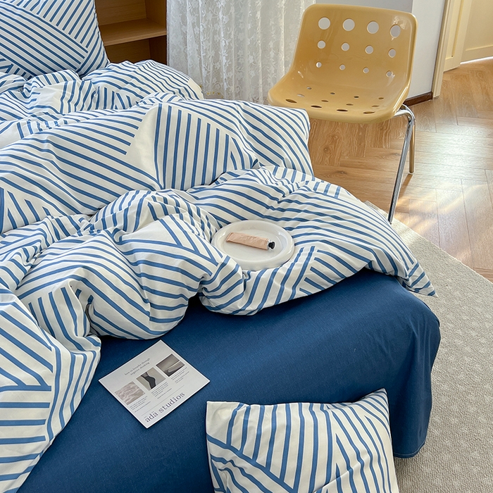 91家纺网 家纺一手货源 找家纺 麦伦家居 2025春夏新款全棉纯棉斜纹40s13372系列-简约条格系 初语 蓝