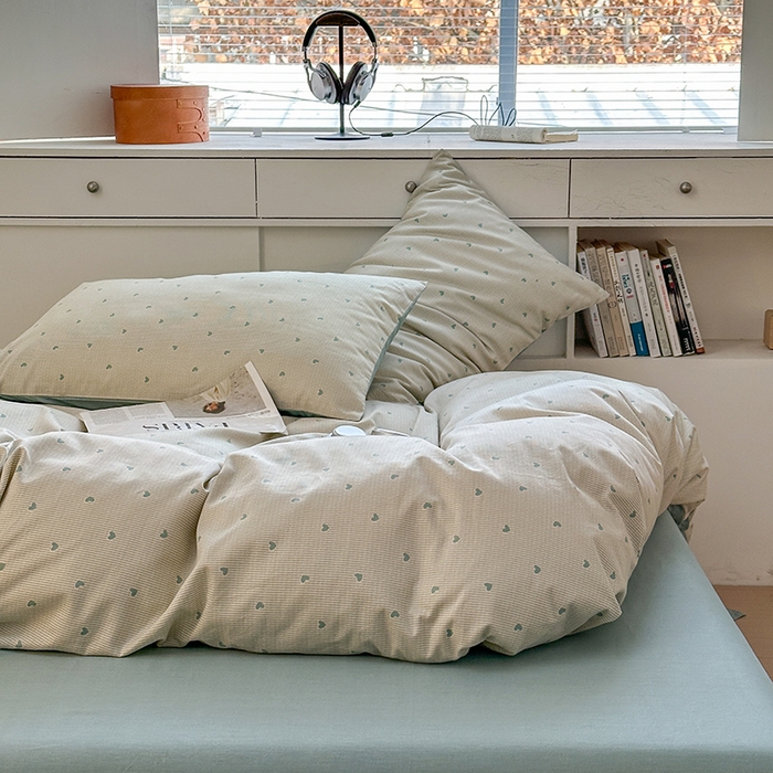 91家纺网 家纺一手货源 找家纺 麦伦家居 2025春夏新款全棉纯棉斜纹40s13372系列-简约条格系 初遇-绿