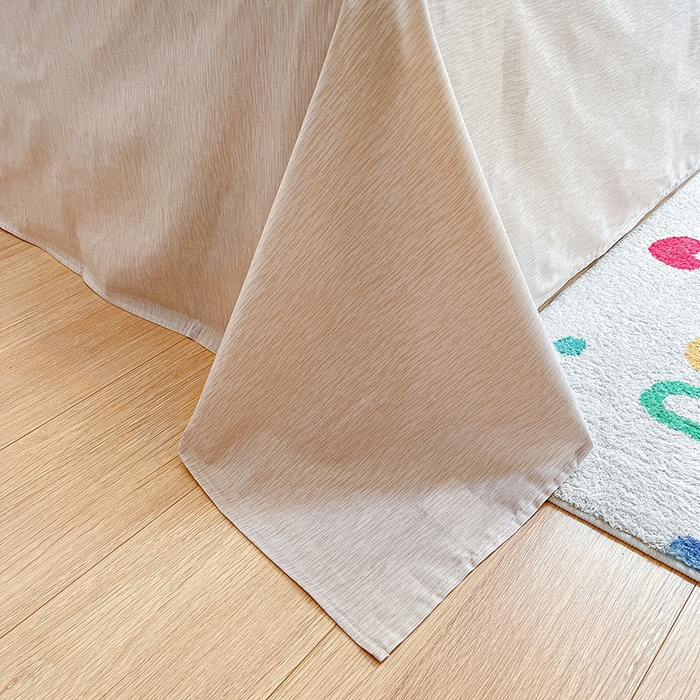 91家纺网 家纺一手货源 找家纺 麦伦家居 2025春夏新款全棉纯棉斜纹40s13372系列-简约条格系 黑米格