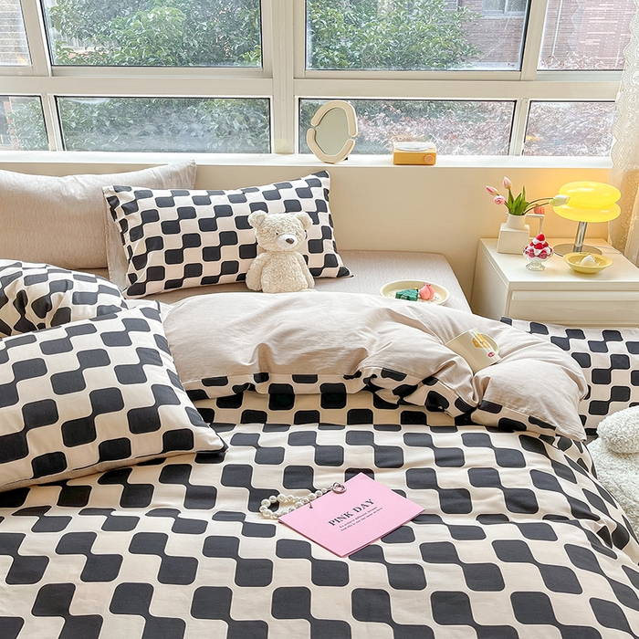 91家纺网 家纺一手货源 找家纺 麦伦家居 2025春夏新款全棉纯棉斜纹40s13372系列-简约条格系 黑米格