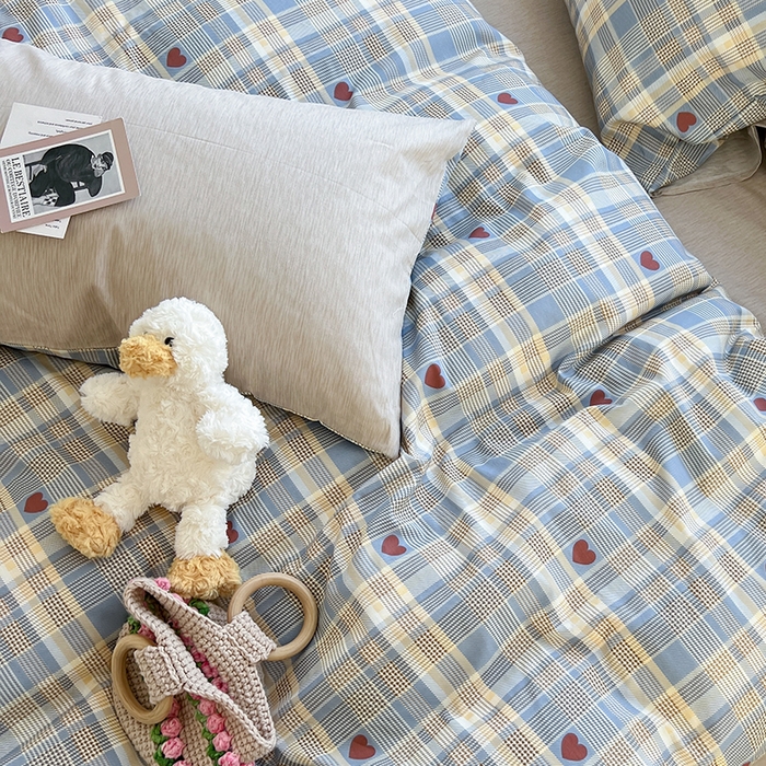 91家纺网 家纺一手货源 找家纺 麦伦家居 2025春夏新款全棉纯棉斜纹40s13372系列-简约条格系 律动蓝