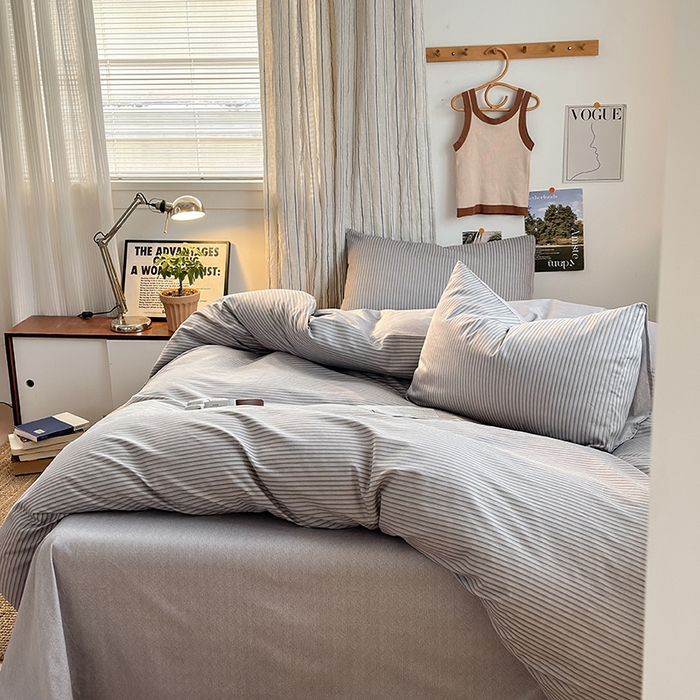 91家纺网 家纺一手货源 找家纺 麦伦家居 2025春夏新款全棉纯棉斜纹40s13372系列-简约条格系 绅士之约