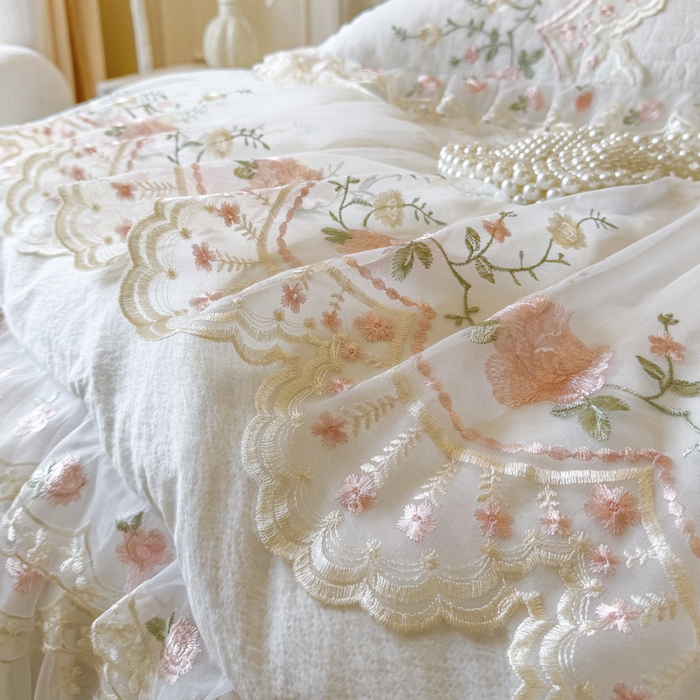 91家纺网 家纺一手货源 找家纺 恋尚 2025春夏新款香云纱床裙单床裙床裙单件-莫妮卡（控价130起） 莫妮卡-白