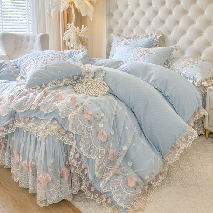 91家纺网 家纺一手货源 找家纺 恋尚 2025春夏新款香云纱床裙单床裙床裙单件-莫妮卡（控价130起） 莫妮卡-清新蓝