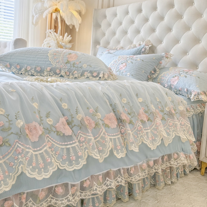 91家纺网 家纺一手货源 找家纺 恋尚 2025春夏新款香云纱床裙单床裙床裙单件-莫妮卡（控价130起） 莫妮卡-清新蓝