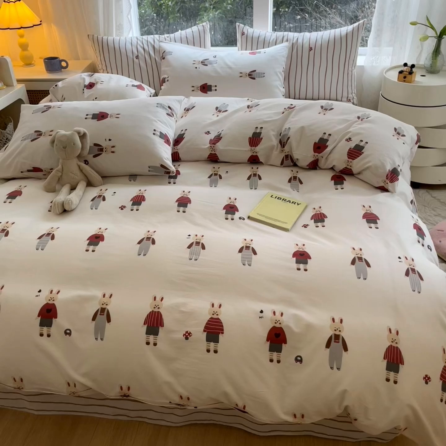 91家纺网 家纺一手货源 找家纺 麦伦家居 2025春夏新款全棉纯棉斜纹40s13372系列-小清新卡通 兔子酱