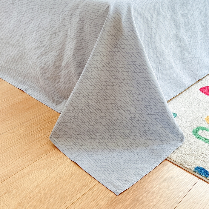 91家纺网 家纺一手货源 找家纺 麦伦家居 2025春夏新款全棉纯棉斜纹40s13372系列-简约条格系 英伦格蓝