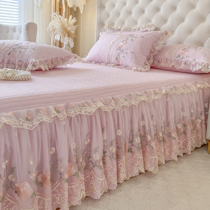 91家纺网 家纺一手货源 找家纺 恋尚 2025春夏新款香云纱床裙单床裙床裙单件-莫妮卡（控价130起） 莫妮卡-少女粉