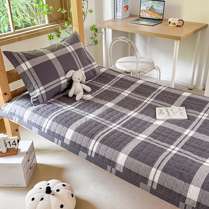 91家纺网 家纺一手货源 找家纺 拾物记 2025新款全棉纯棉色织水洗棉床盖学生宿舍三件套上下铺三件套 多伦多灰