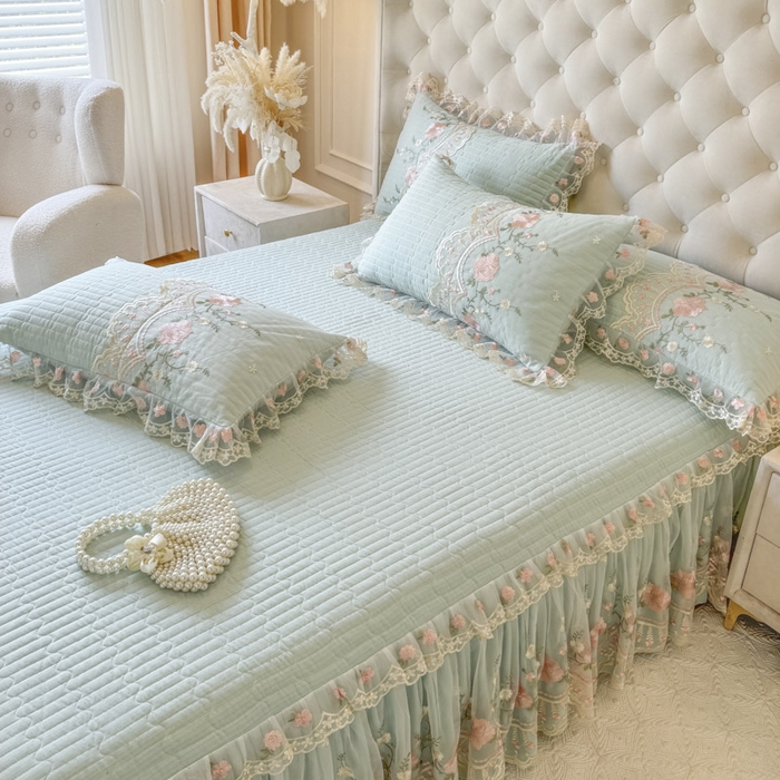 91家纺网 家纺一手货源 找家纺 恋尚 2025春夏新款香云纱床裙单床裙床裙单件-莫妮卡（控价130起） 莫妮卡-香草绿