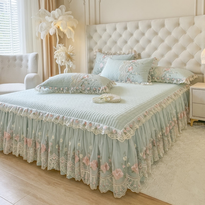 91家纺网 家纺一手货源 找家纺 恋尚 2025春夏新款香云纱床裙单床裙床裙单件-莫妮卡（控价130起） 莫妮卡-香草绿