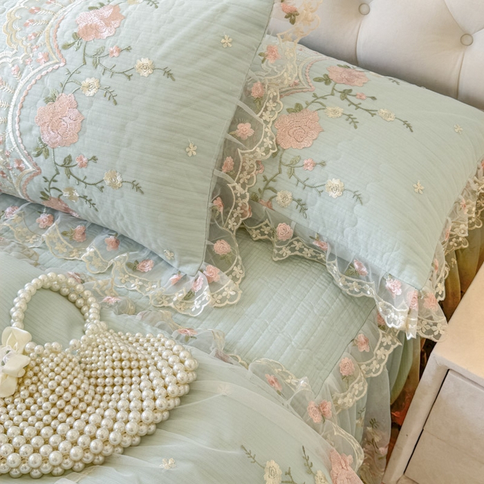 91家纺网 家纺一手货源 找家纺 恋尚 2025春夏新款香云纱床裙单床裙床裙单件-莫妮卡（控价130起） 莫妮卡-香草绿