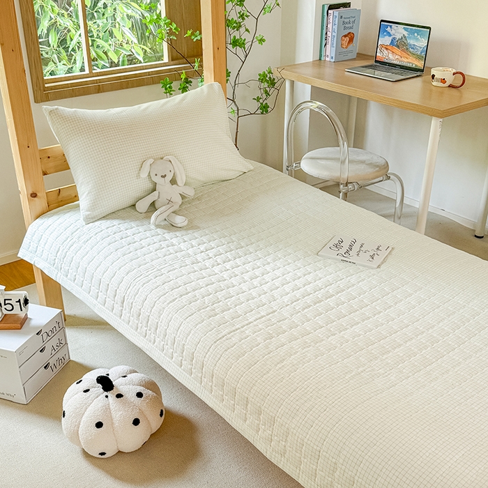 91家纺网 家纺一手货源 找家纺 拾物记 2025新款全棉纯棉色织水洗棉床盖学生宿舍三件套上下铺三件套 米乐绿