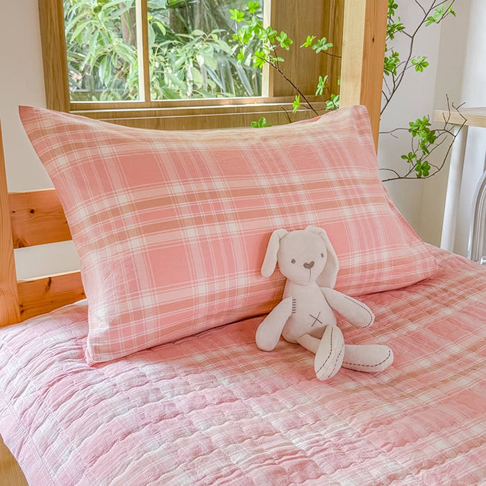 91家纺网 家纺一手货源 找家纺 拾物记 2025新款全棉纯棉色织水洗棉床盖学生宿舍三件套上下铺三件套 奶昔粉