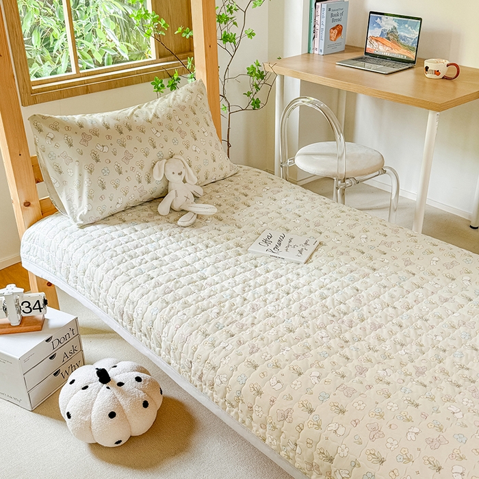 91家纺网 家纺一手货源 找家纺 （总）拾物记 2025新款亲肤针织棉床盖学生宿舍三件套上下铺三件套