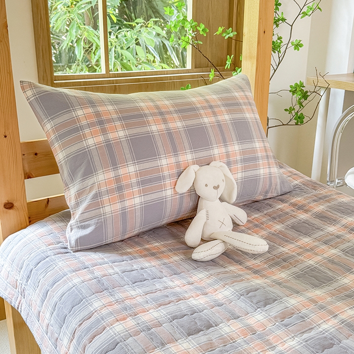 91家纺网 家纺一手货源 找家纺 拾物记 2025新款全棉纯棉色织水洗棉床盖学生宿舍三件套上下铺三件套 奶昔蓝