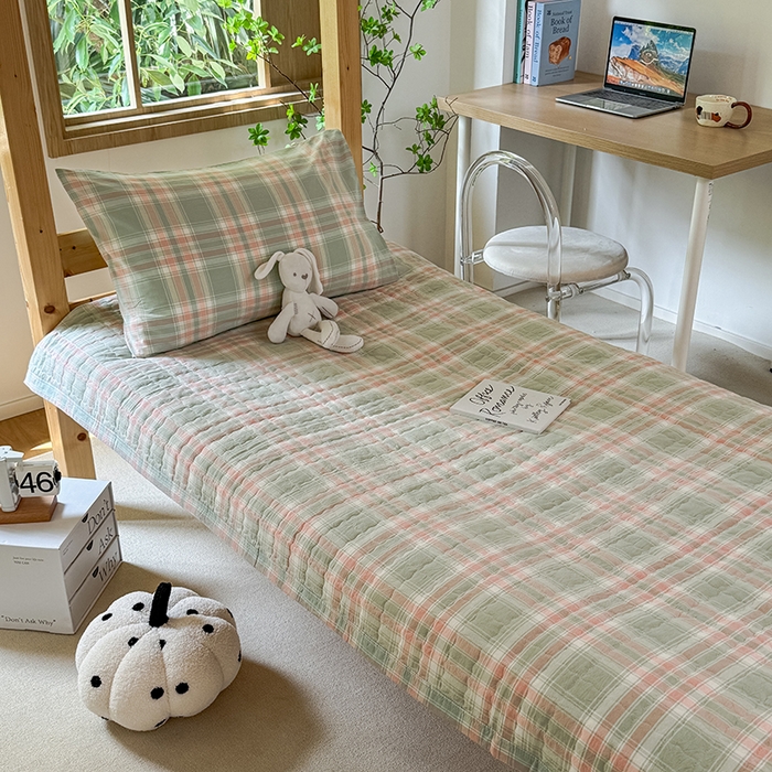 91家纺网 家纺一手货源 找家纺 拾物记 2025新款全棉纯棉色织水洗棉床盖学生宿舍三件套上下铺三件套 奶昔绿