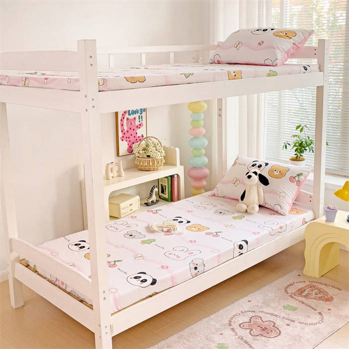 91家纺网 家纺一手货源 找家纺 名兮家居 2025新款全棉纯棉13372学生印花上下铺床笠单床笠单品床笠单件床笠 欢乐多多