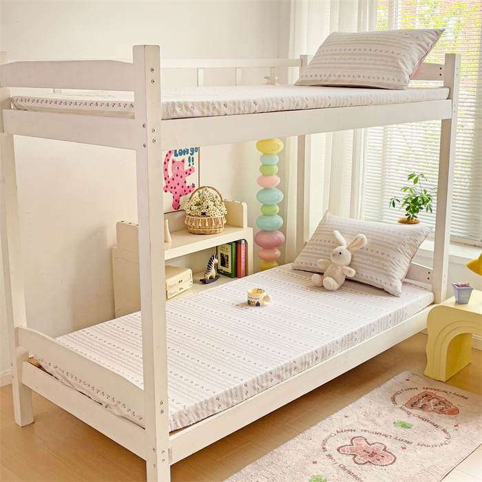 91家纺网 家纺一手货源 找家纺 名兮家居 2025新款全棉纯棉13372学生印花上下铺床笠单床笠单品床笠单件床笠 樱桃花