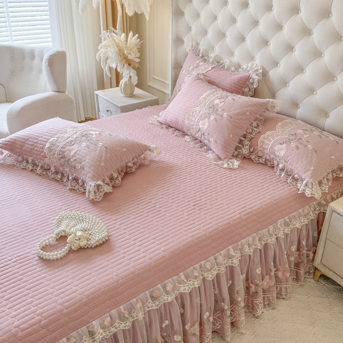 91家纺网 家纺一手货源 找家纺 恋尚 2025新款香云纱床裙四件套系列-莫妮卡 莫妮卡-豆沙