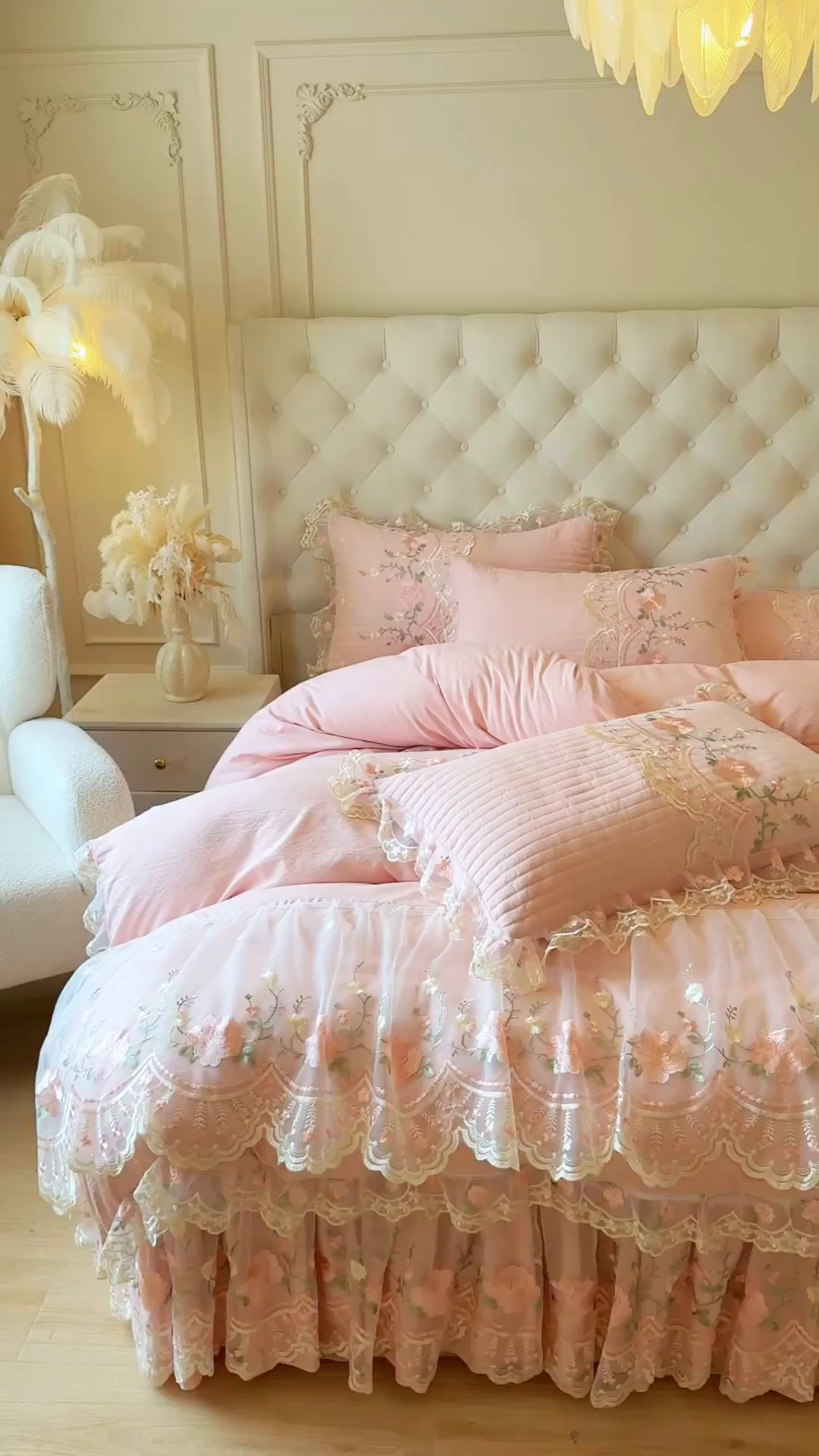 91家纺网 家纺一手货源 找家纺 恋尚 2025新款香云纱床裙四件套系列-莫妮卡 莫妮卡-清新玉