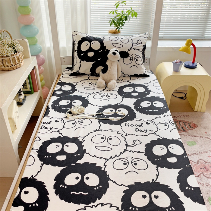 91家纺网 家纺一手货源 找家纺 名兮家居 2025新款全棉纯棉13372学生印花上下铺床笠单床笠单品床笠单件床笠 黑煤球