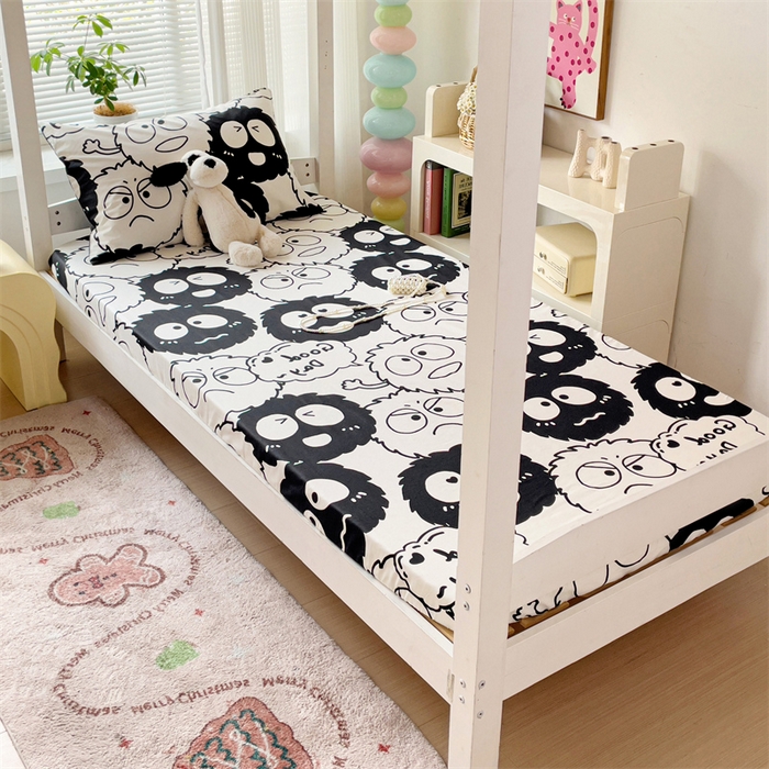 91家纺网 家纺一手货源 找家纺 名兮家居 2025新款全棉纯棉13372学生印花上下铺床笠单床笠单品床笠单件床笠 黑煤球