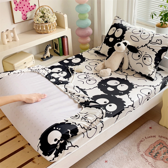 91家纺网 家纺一手货源 找家纺 名兮家居 2025新款全棉纯棉13372学生印花上下铺床笠单床笠单品床笠单件床笠 黑煤球