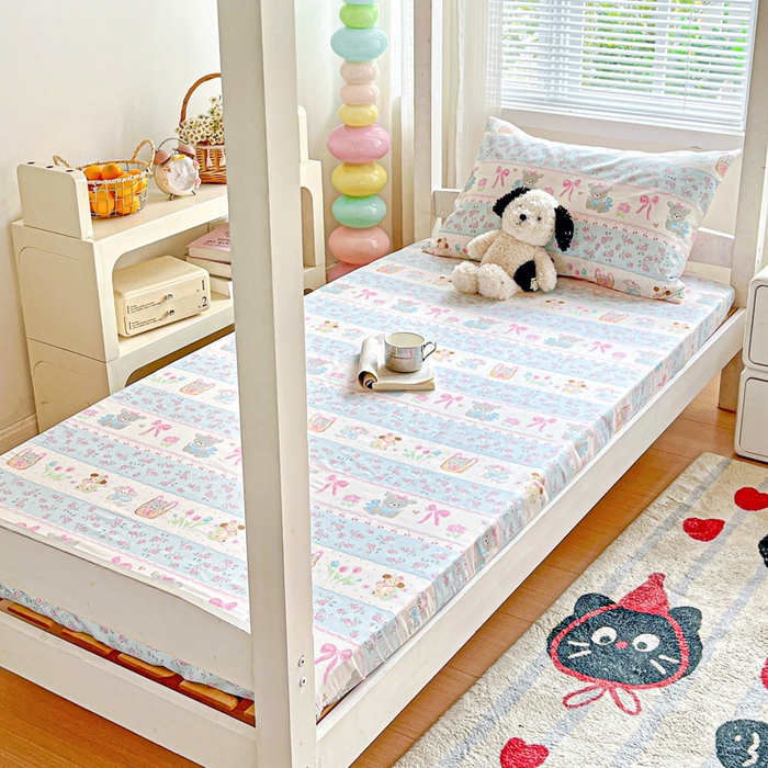 91家纺网 家纺一手货源 找家纺 名兮家居 2025新款全棉纯棉13372学生印花上下铺床笠单床笠单品床笠单件床笠 花篮熊