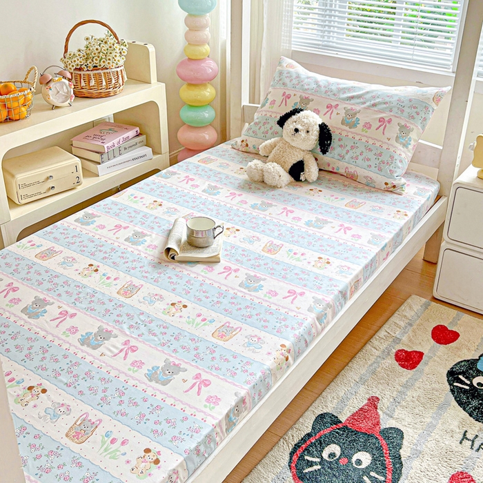 91家纺网 家纺一手货源 找家纺 名兮家居 2025新款全棉纯棉13372学生印花上下铺床笠单床笠单品床笠单件床笠 花篮熊