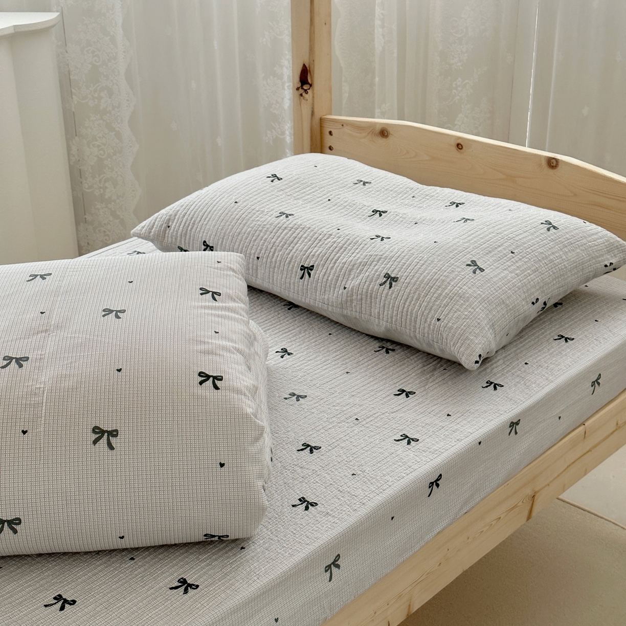 91家纺网 家纺一手货源 找家纺 佰织鑫家居 2025新款独家原创-学生季纯棉夹棉床笠三件套 蝴蝶结